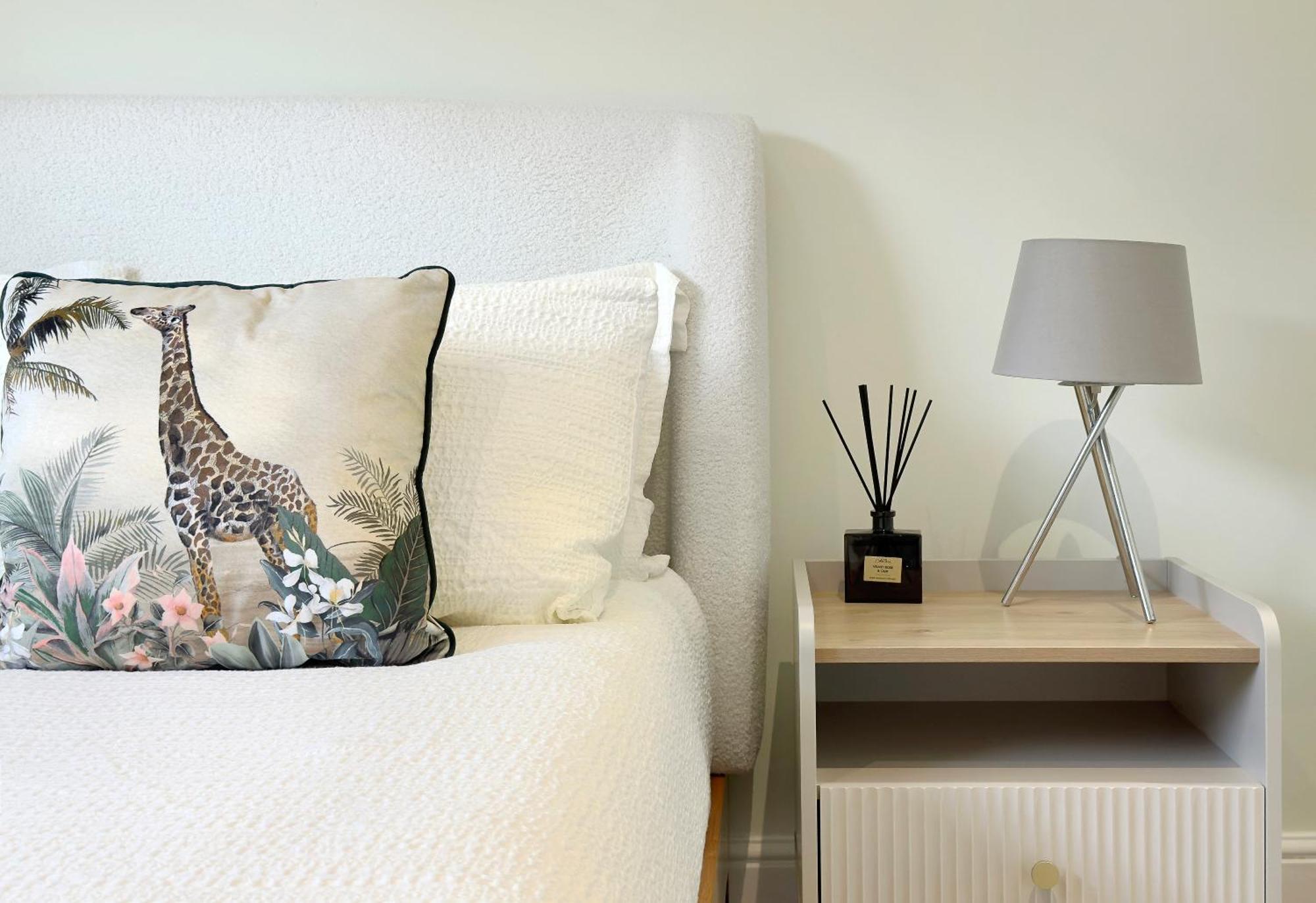 Apartament Modern Flat 5 Min To Holland Park!